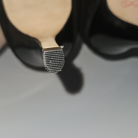 Cole Haan NikeAir suede black zippered ankle boot size 8.5 - Picture 9 of 10